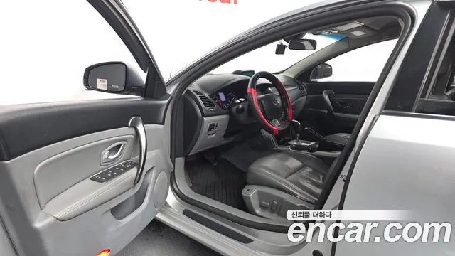 Renault SM5 2010 thumb 10