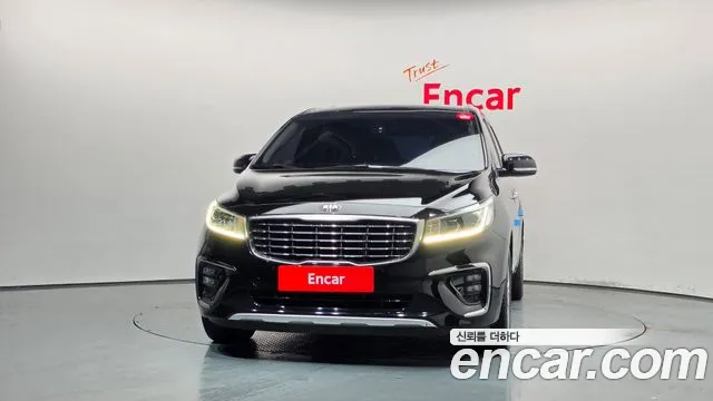 Kia Carnival 2018 thumb 3