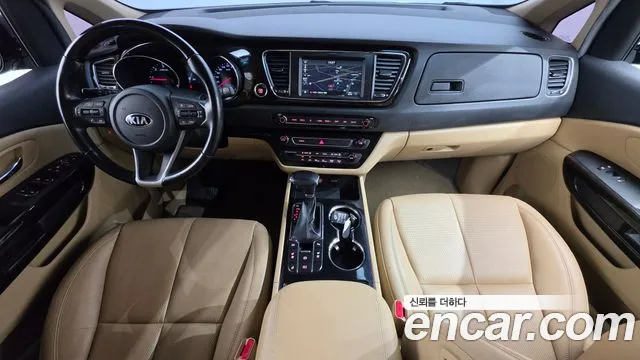 Kia Carnival 2018 thumb 7
