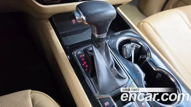 Kia Carnival 2018 thumb 9