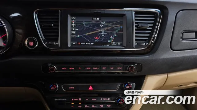 Kia Carnival 2018 thumb 12