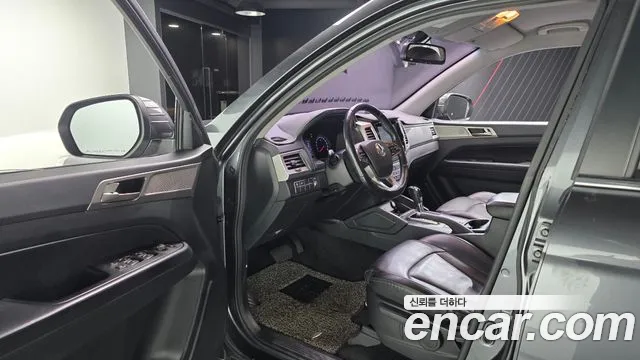 KG_Mobility_Ssangyong Rexton 2018 thumb 10