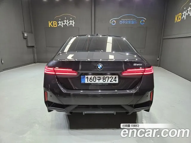 BMW 5 серии 2026 thumb 4