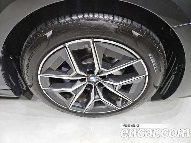 BMW 5 серии 2026 thumb 5