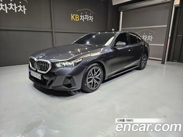 BMW 5 серии 2026 thumb 11