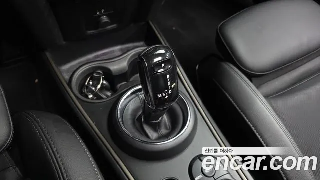 Mini Countryman 2021 thumb 9
