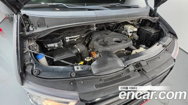 Hyundai Staria 2019 thumb 6