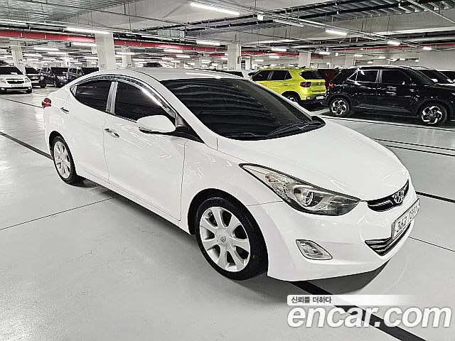 Hyundai Avante 2012 thumb 4