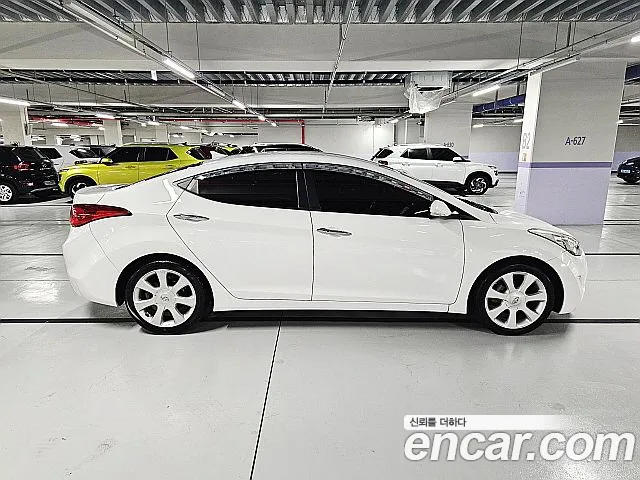 Hyundai Avante 2012 thumb 6