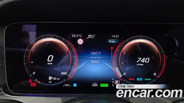 Mercedes-Benz E-Класс 2022 thumb 8