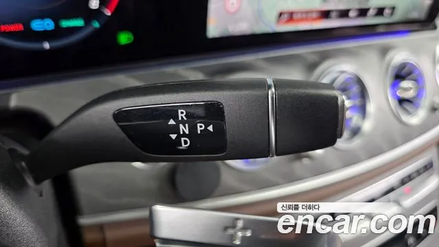 Mercedes-Benz E-Класс 2022 thumb 9