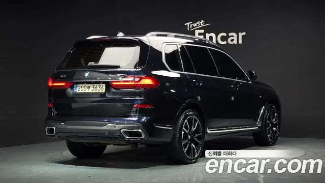 BMW X7 2021 thumb 2