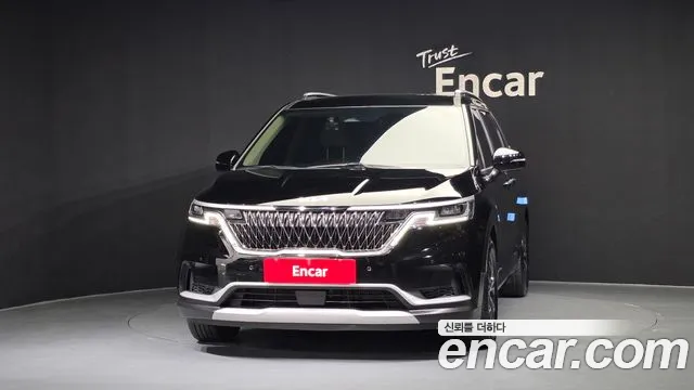 Kia Carnival 2023 thumb 3