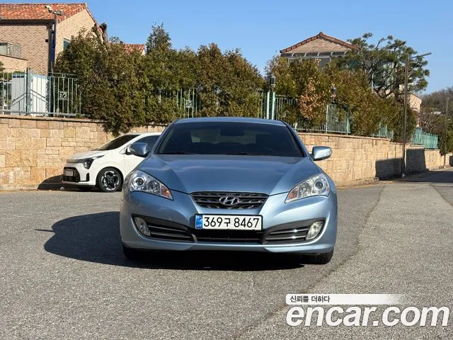 Hyundai Genesis 2011 thumb 3