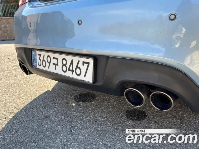 Hyundai Genesis 2011 thumb 12