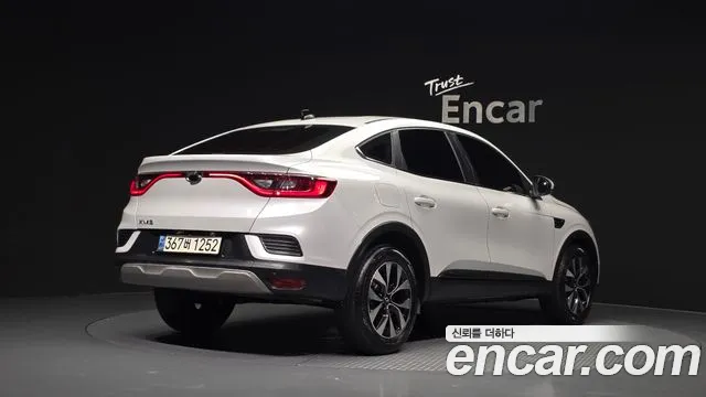 Renault Arkana 2021 thumb 2