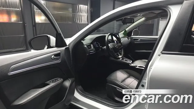 Renault Arkana 2021 thumb 10