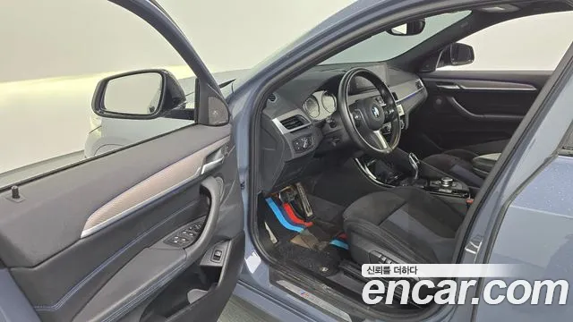 BMW X2 2021 thumb 10