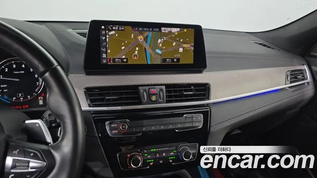BMW X2 2021 thumb 12
