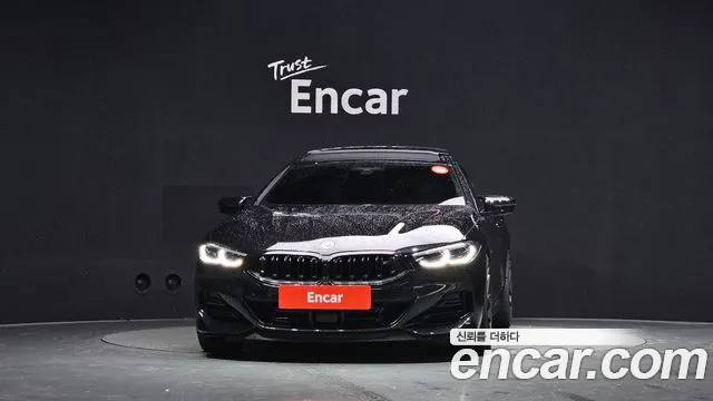 BMW 8 серии 2024 thumb 3