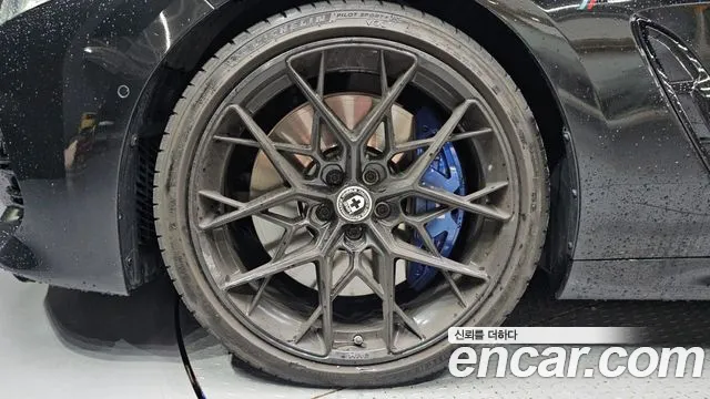 BMW 8 серии 2024 thumb 5