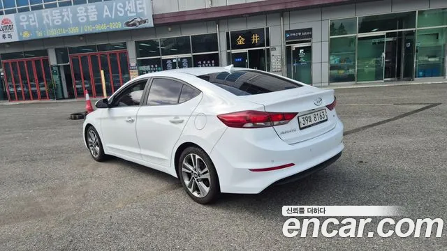 Hyundai Avante 2017 thumb 6