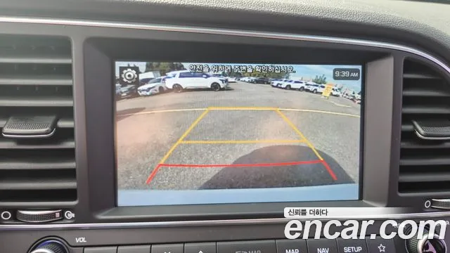 Hyundai Avante 2017 thumb 9