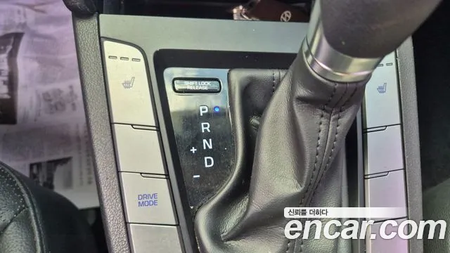 Hyundai Avante 2017 thumb 11