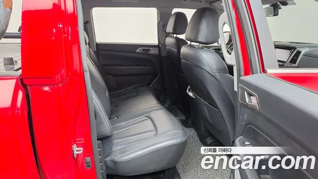 KG_Mobility_Ssangyong Rexton 2018 thumb 11