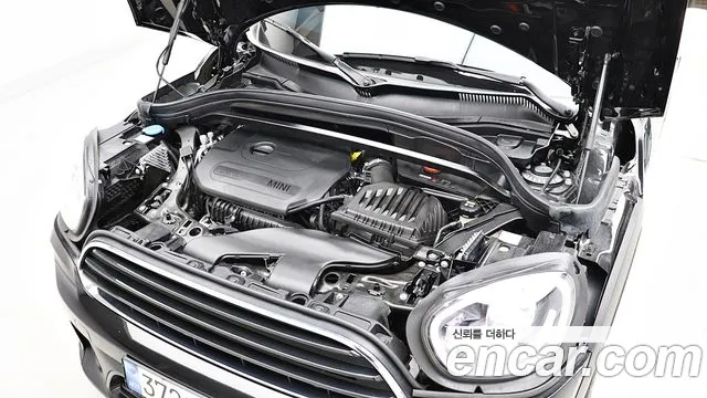 Mini Countryman 2021 thumb 6