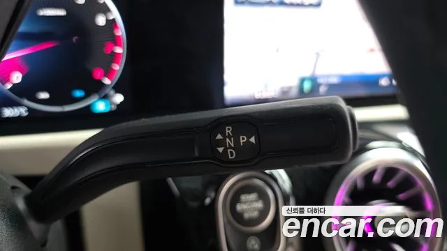 Mercedes-Benz CLA 2024 thumb 9