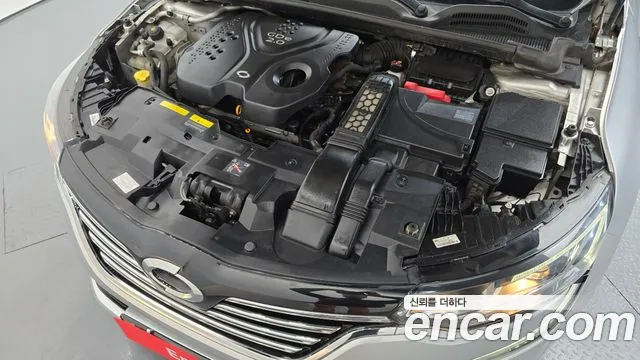 Renault-KoreaSamsung Megane 2016 thumb 6