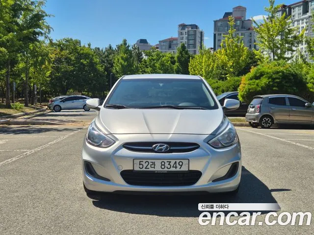 Hyundai Accent 2015 thumb 2