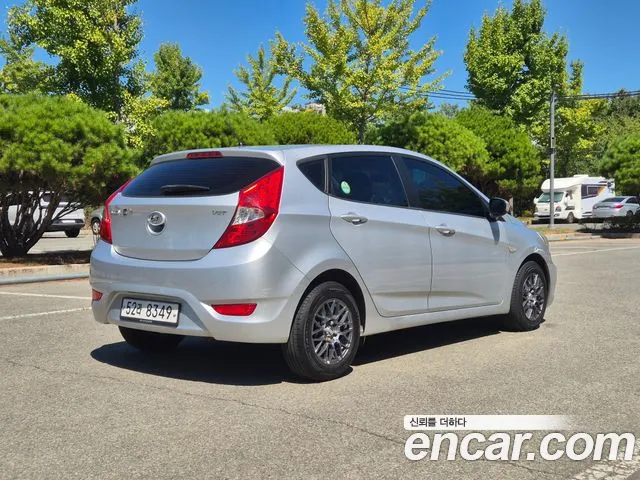 Hyundai Accent 2015 thumb 6
