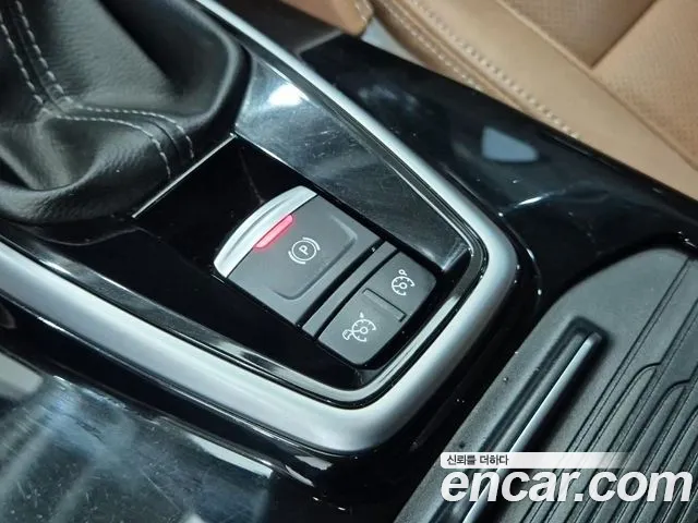 Renault-KoreaSamsung Koleos 2022 thumb 9