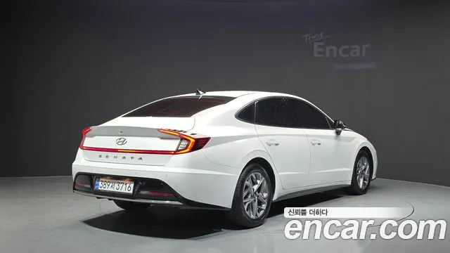 Hyundai Sonata 2022 thumb 2