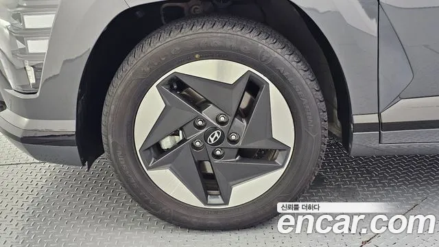 Hyundai Kona 2023 thumb 5