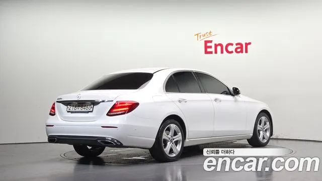 Mercedes-Benz E-Класс 2018 thumb 2
