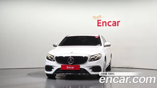 Mercedes-Benz E-Класс 2018 thumb 3