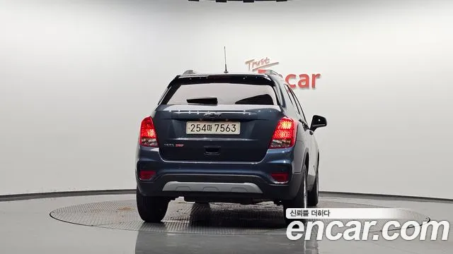 Chevrolet Tracker 2021 thumb 4