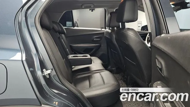 Chevrolet Tracker 2021 thumb 12