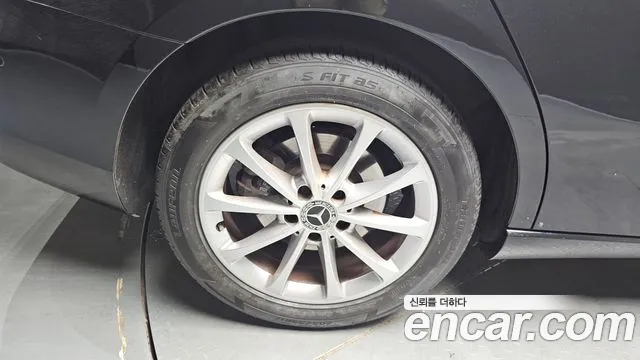 Mercedes-Benz A-Класс 2020 thumb 5