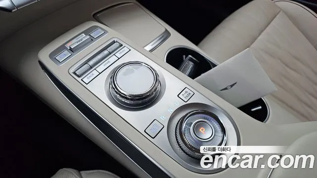 Genesis GV70 2023 thumb 8