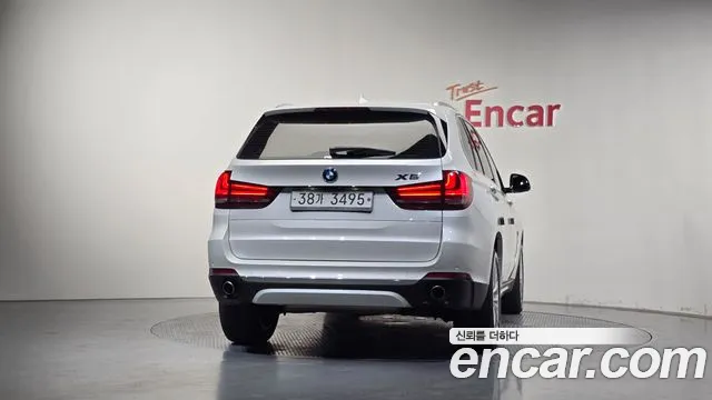 BMW X5 2016 thumb 4