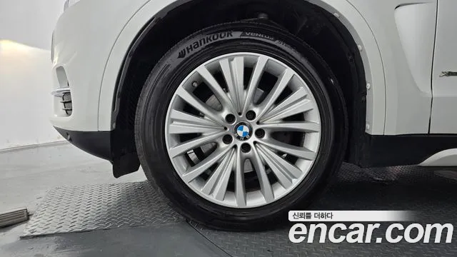 BMW X5 2016 thumb 5