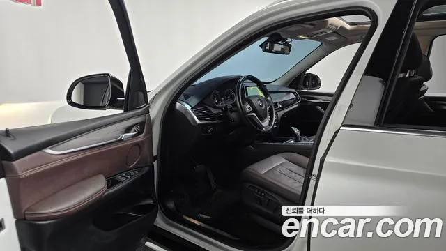 BMW X5 2016 thumb 10