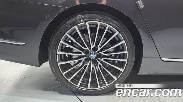 BMW 7 серии 2020 thumb 5