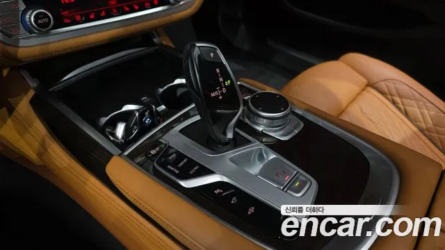 BMW 7 серии 2020 thumb 9