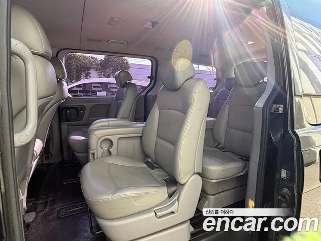 Hyundai Starex 2012 thumb 6