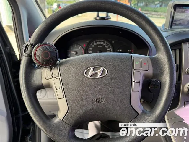 Hyundai Starex 2012 thumb 8